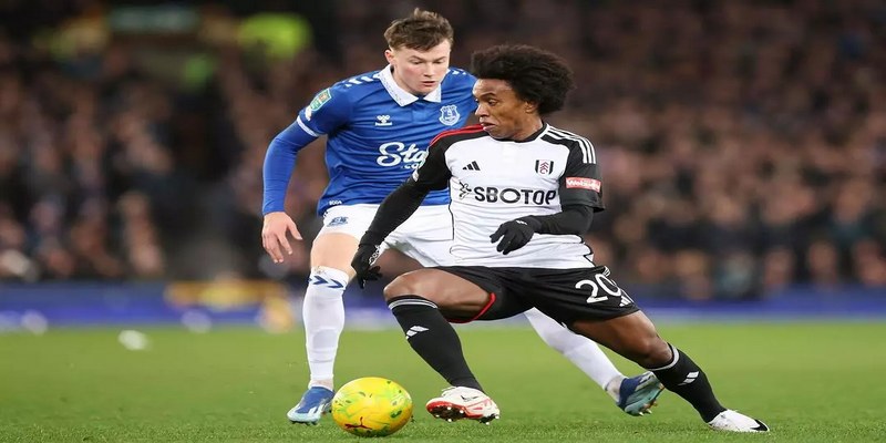 Willian sở hữu lối đá mạnh mẽ và đầy sáng tạo